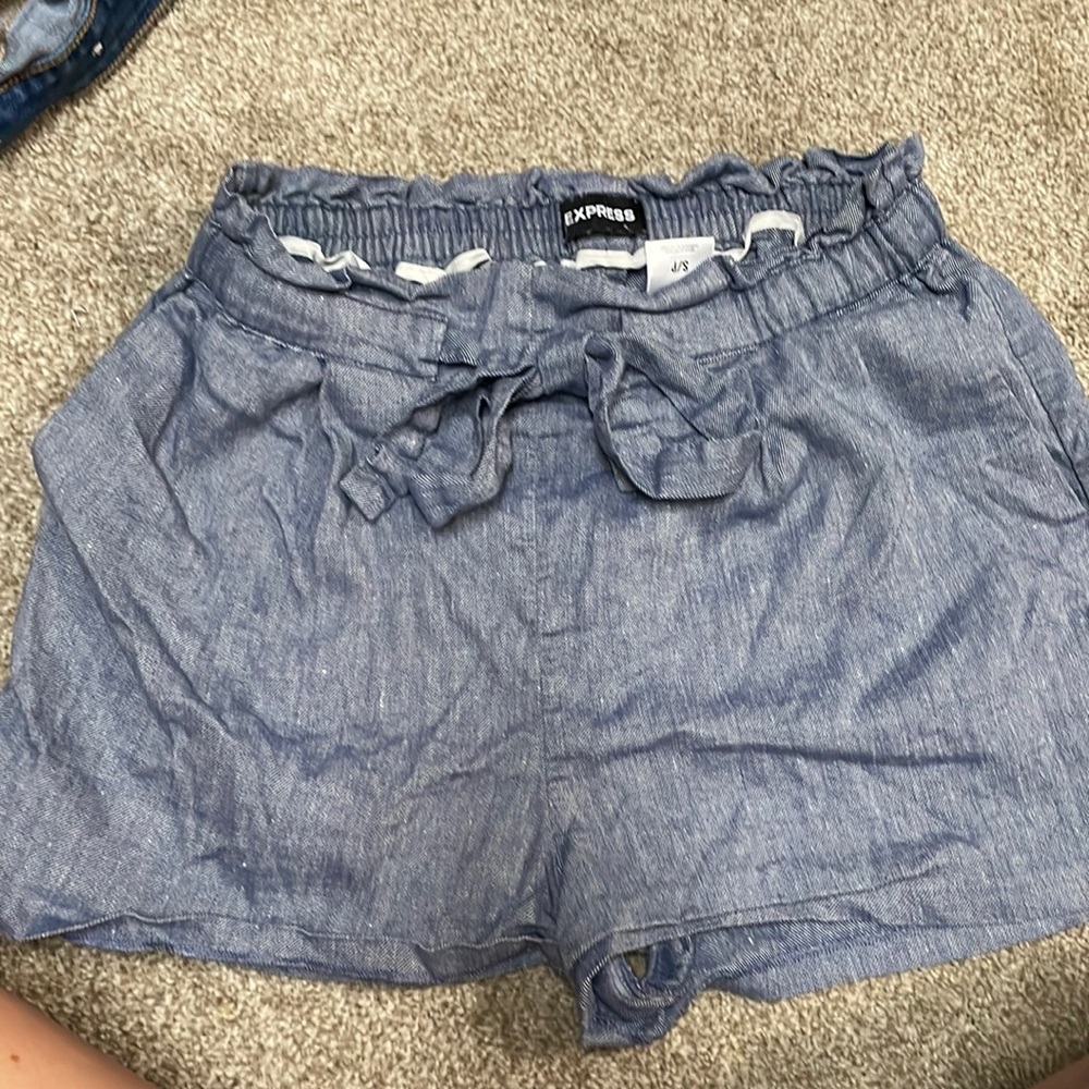 Express shorts size small